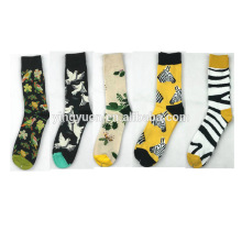 2019 хлопковые носки с граффити контрастных цветов с цветочным узором и птицами, мужские чулки